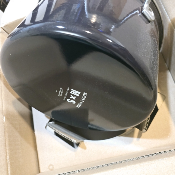 Merten & Storck Enameled Steel 4 Qt Pot Chocolate Truffle - Picture 4 of 4